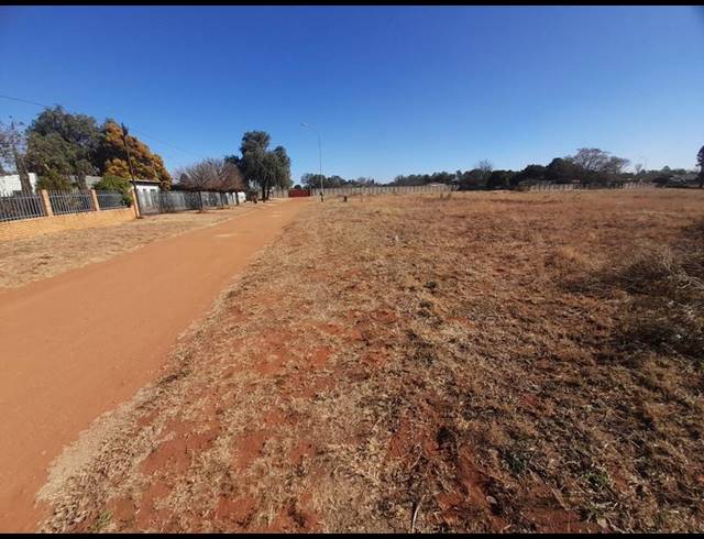 LAND FOR SALE IN KOOKRUS